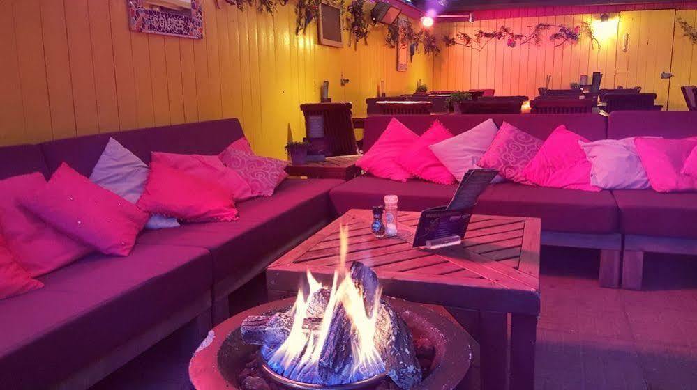 Hotel Restaurant Dolores Hollum  Exterior foto